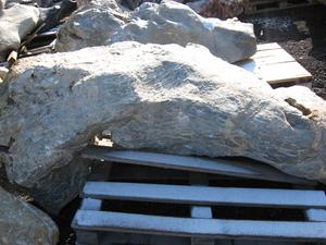 Solitérny kameň, hmotnosť 1000 kg, výška 190 cm - Andezitový solitérny kameň, A2 | T - TAKÁCS veľkoobchod