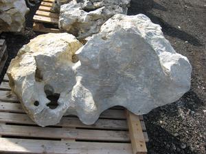 Solitérny kameň, hmotnosť 720 kg, výška 145 cm - Biely Onyx solitérny kameň | T - TAKÁCS veľkoobchod