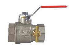 Mosadzný guľový ventil páka s odvodnením 1" FF, DN25 - Vypúšťací ventil 1/4" M + zátka 1/4" M k odvodňovacím ventilom | T - TAKÁCS veľkoobchod