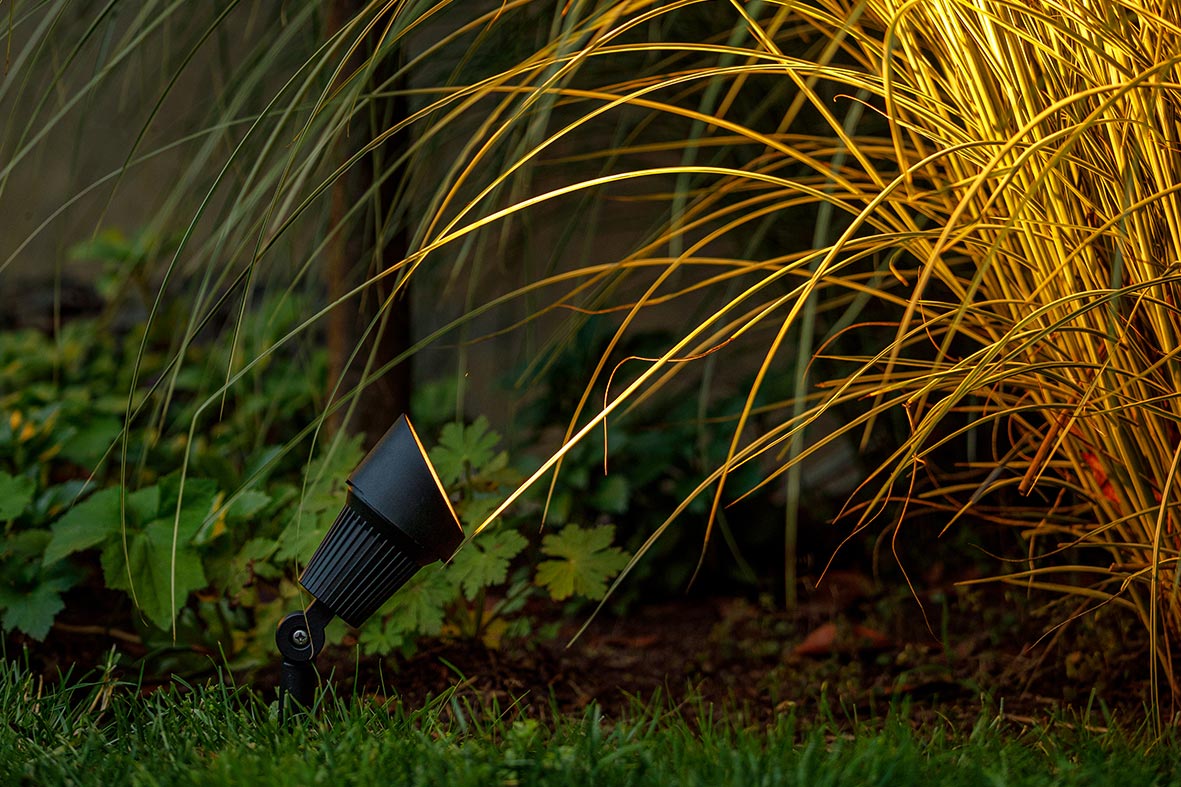 Wie man die Gartenbeleuchtung von Garden Lights anschliesst