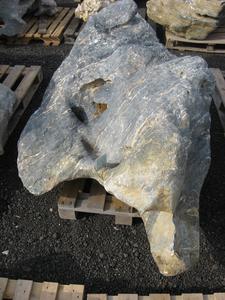 Solitérny kameň, hmotnosť 1680 kg, výška 210 cm - | T - TAKÁCS veľkoobchod